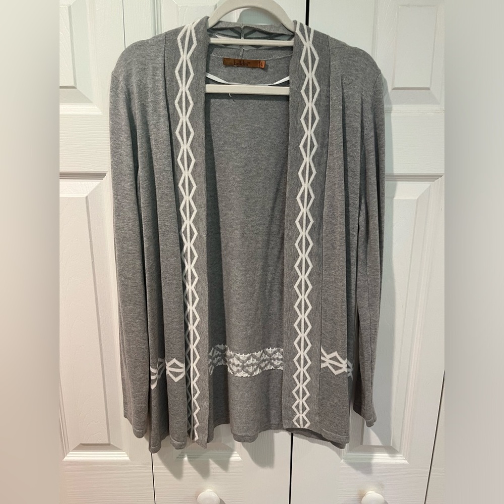 Belledini  cotton blend cardigan in EUC!